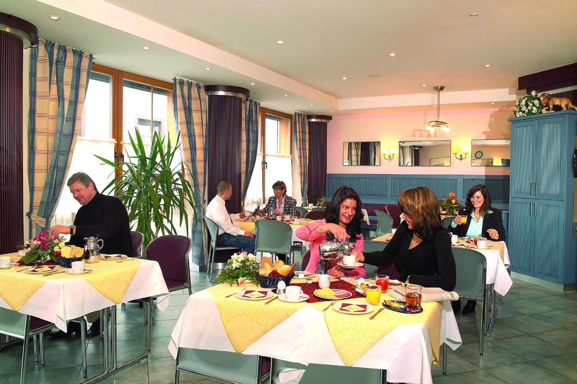 Hotel Zum Loewen Mörfelden-Walldorf Εξωτερικό φωτογραφία
