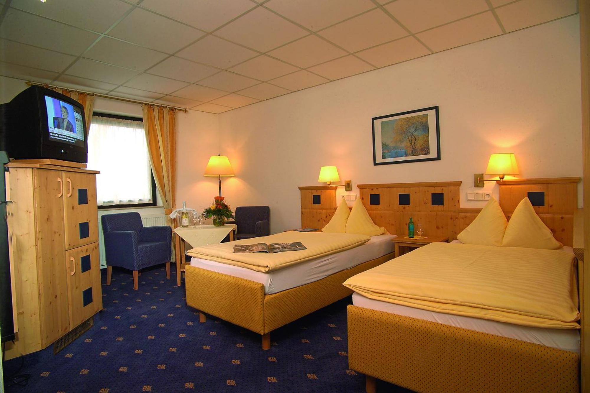 Hotel Zum Loewen Mörfelden-Walldorf Εξωτερικό φωτογραφία