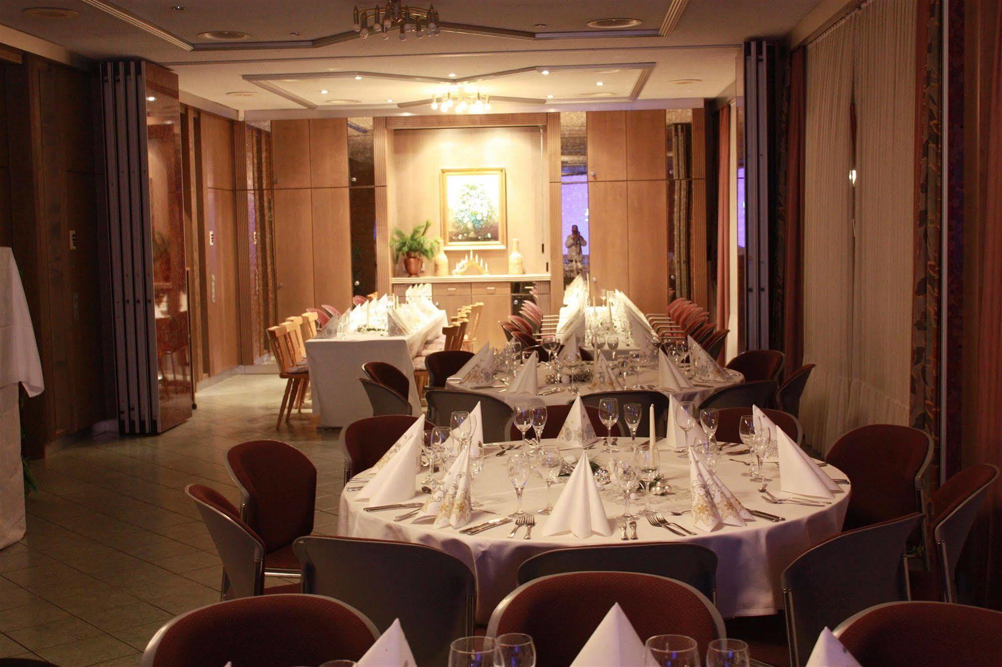 Hotel Zum Loewen Mörfelden-Walldorf Εξωτερικό φωτογραφία