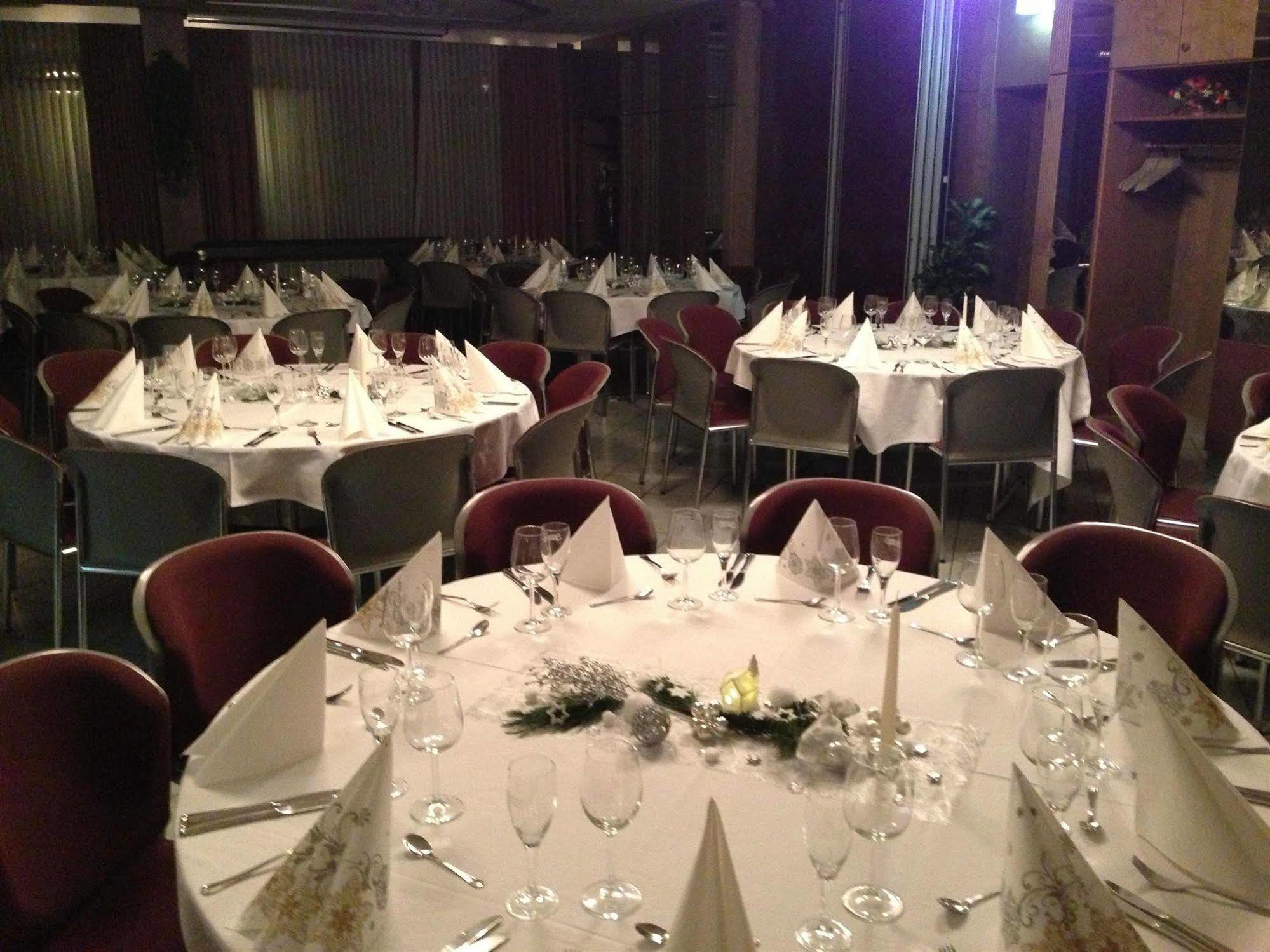 Hotel Zum Loewen Mörfelden-Walldorf Εξωτερικό φωτογραφία